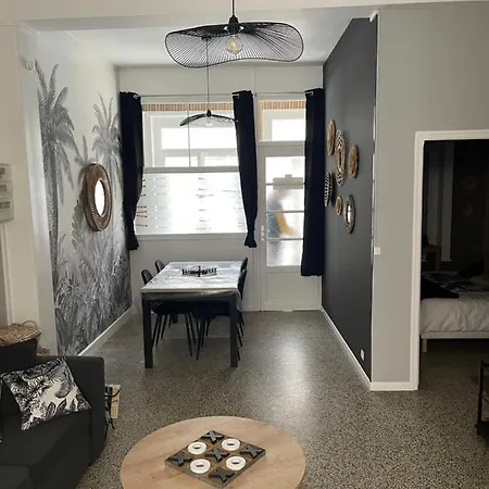 Grand'heurt 50m De La Apartament *